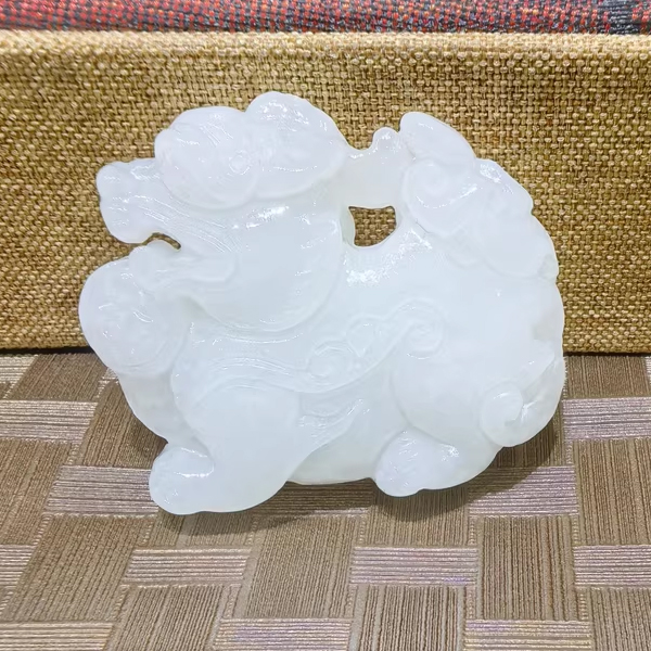 和田白玉瑞兽